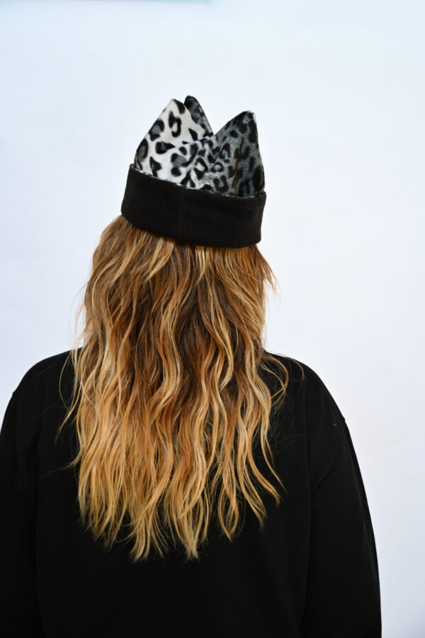 Bonnet léopard et noir – Image 3
